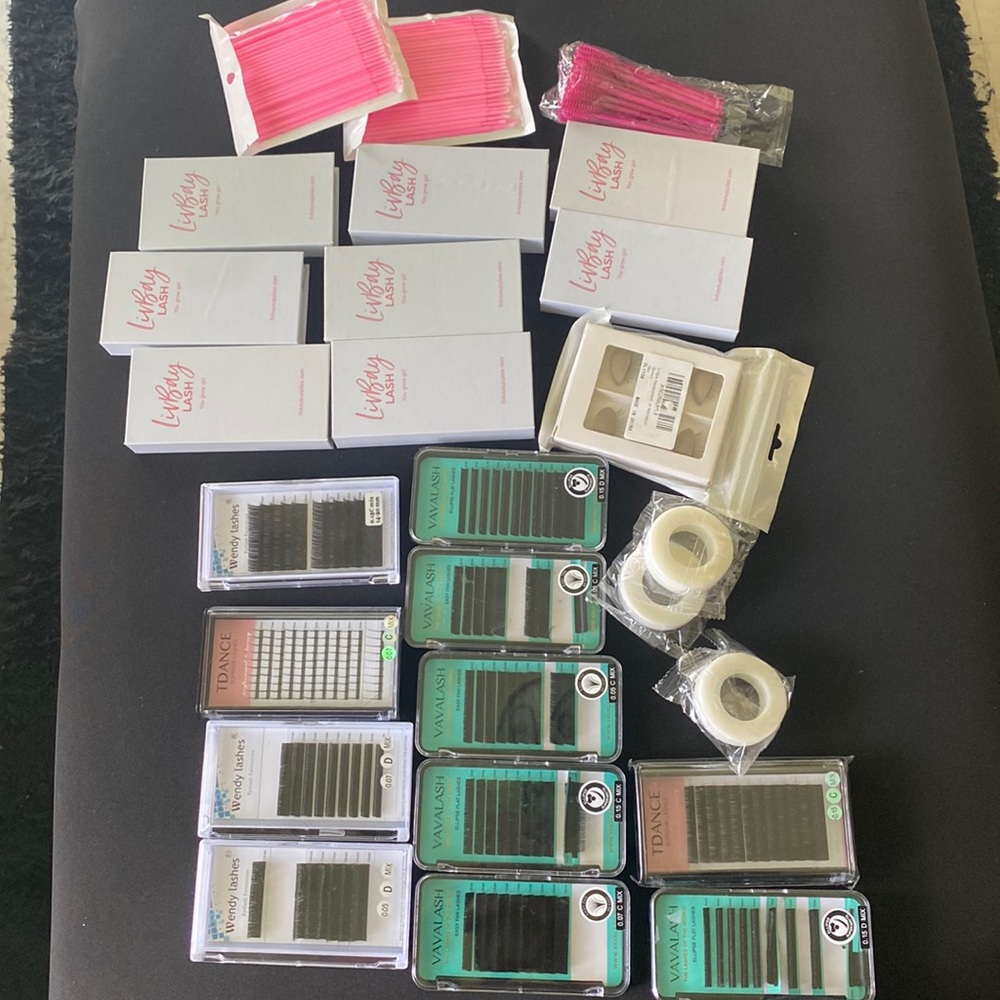 Liv bay lash,vava lash, Wendy lash,t dance lash extensions few minor used